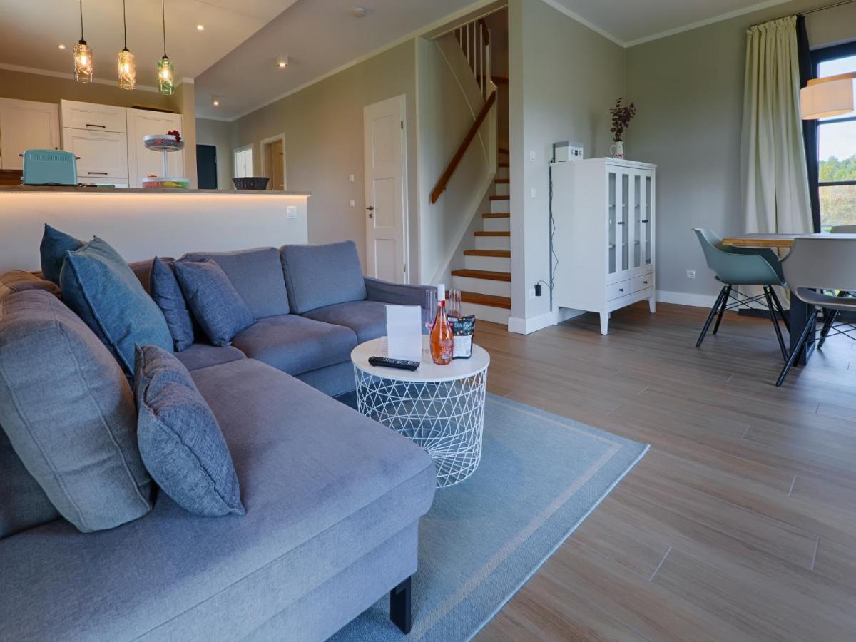 Reetland Am Meer - Premium Reetdachvilla Mit 3 Schlafzimmern, Sauna Und Kamin F27 Dranske Eksteriør bilde