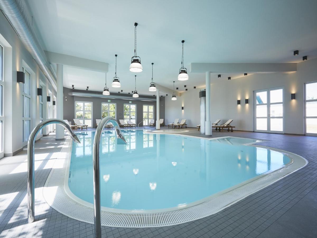 Reetland Am Meer - Premium Reetdachvilla Mit 3 Schlafzimmern, Sauna Und Kamin F27 Dranske Eksteriør bilde
